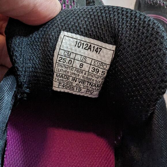 Women's Asics Running Shoes Size 8 | GT-2000 7 | Black/Skylight - Picture 10 of 10